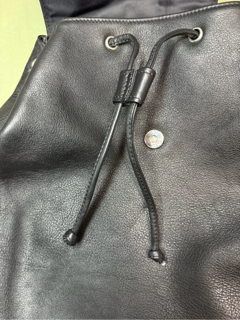 Authentic Harley-Davidson genuine leather backpack ,excellent,like-new condition